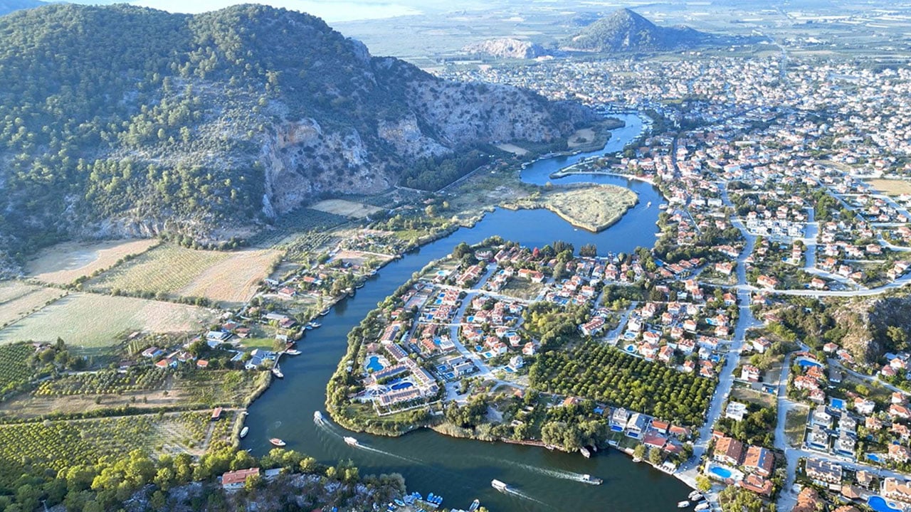 Muğla’da saklı cennet! Dalyan Kanalı’nın büyüleyen görüntüsü