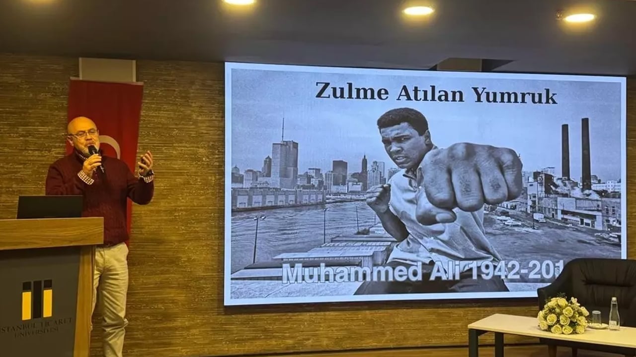 Foto - Muhammed Ali'nin hayatı ve inanç yolculuğu İstanbul Ticaret Üniversitesi'nde ele alındı