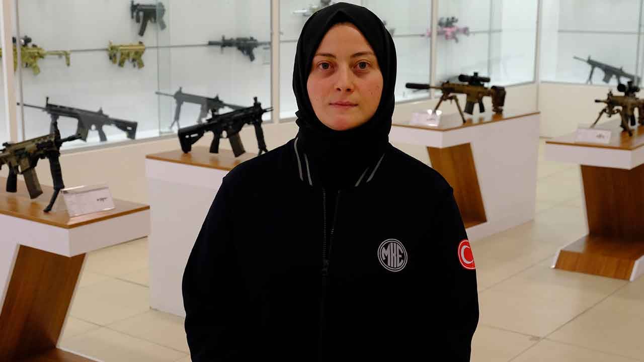 Foto - Mühendis Ümmügülsüm Türk silahını ateşlemeye başladı