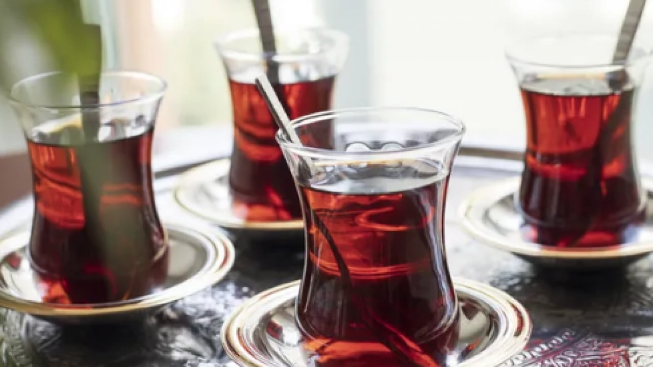 Foto - Mükemmel bir çay için... Çay demlerken yapılan bu hata tüm tadı adeta yok ediyor! Peki ama nasıl?