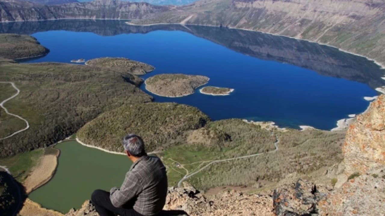 Foto - Mükemmeliyet ödüllü doğa harikası: Nemrut Kalderası’nda turizm sezonu açıldı