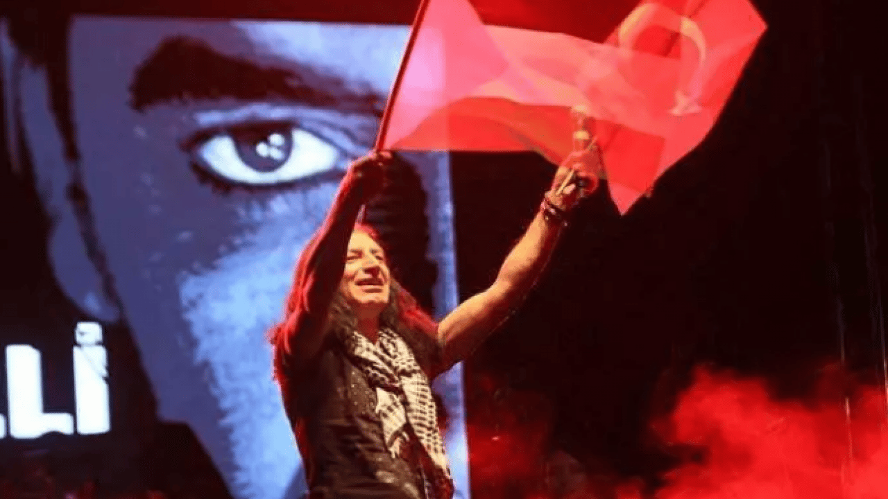 Foto - Murat Kekilli yaşananlara isyan etti: 'Allah'tan korkması lazım'