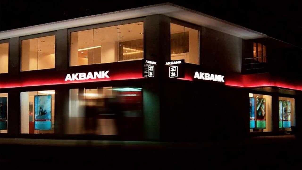 Foto - Kurumdan açıklama geldi: AKBANK'ta erişim arızası giderildi