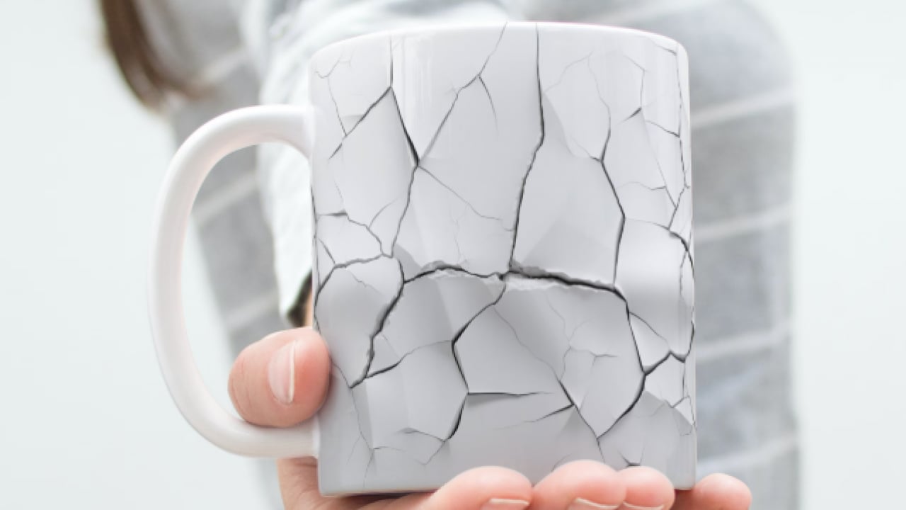 Foto - Mutfağınızda varsa çöpe atın: Basit çatlak deyip geçmeyin!