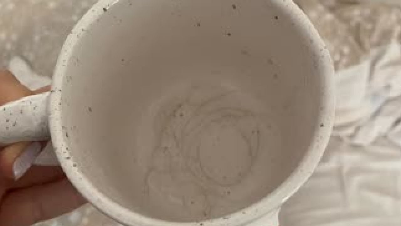 Foto - Mutfağınızda varsa çöpe atın: Basit çatlak deyip geçmeyin!