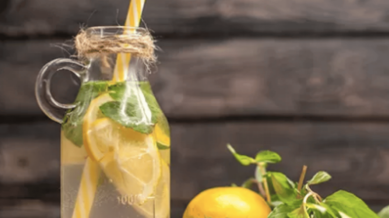 Foto - Müthiş bir şifa olacak... Her sabah aç karnına için: Karaciğerdeki yağı 15 günde temizliyor