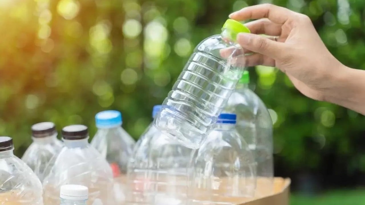 Foto - Müthiş uygulama başlıyor: Verdiğiniz her plastik şişe için 1 TL alacaksınız!