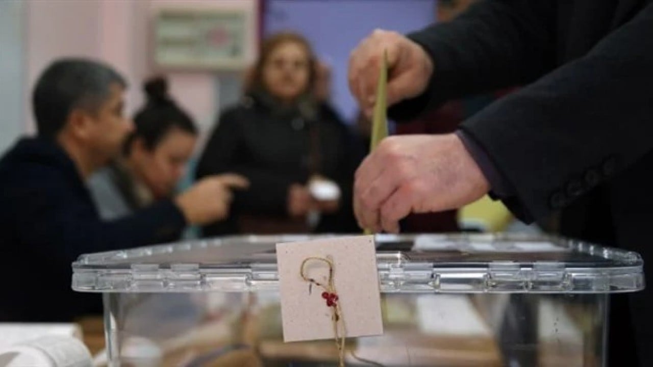 Foto - Mutlak butlan kararı sonrası ilk seçim anketinin sonucu Türkiye'ye duyuruldu