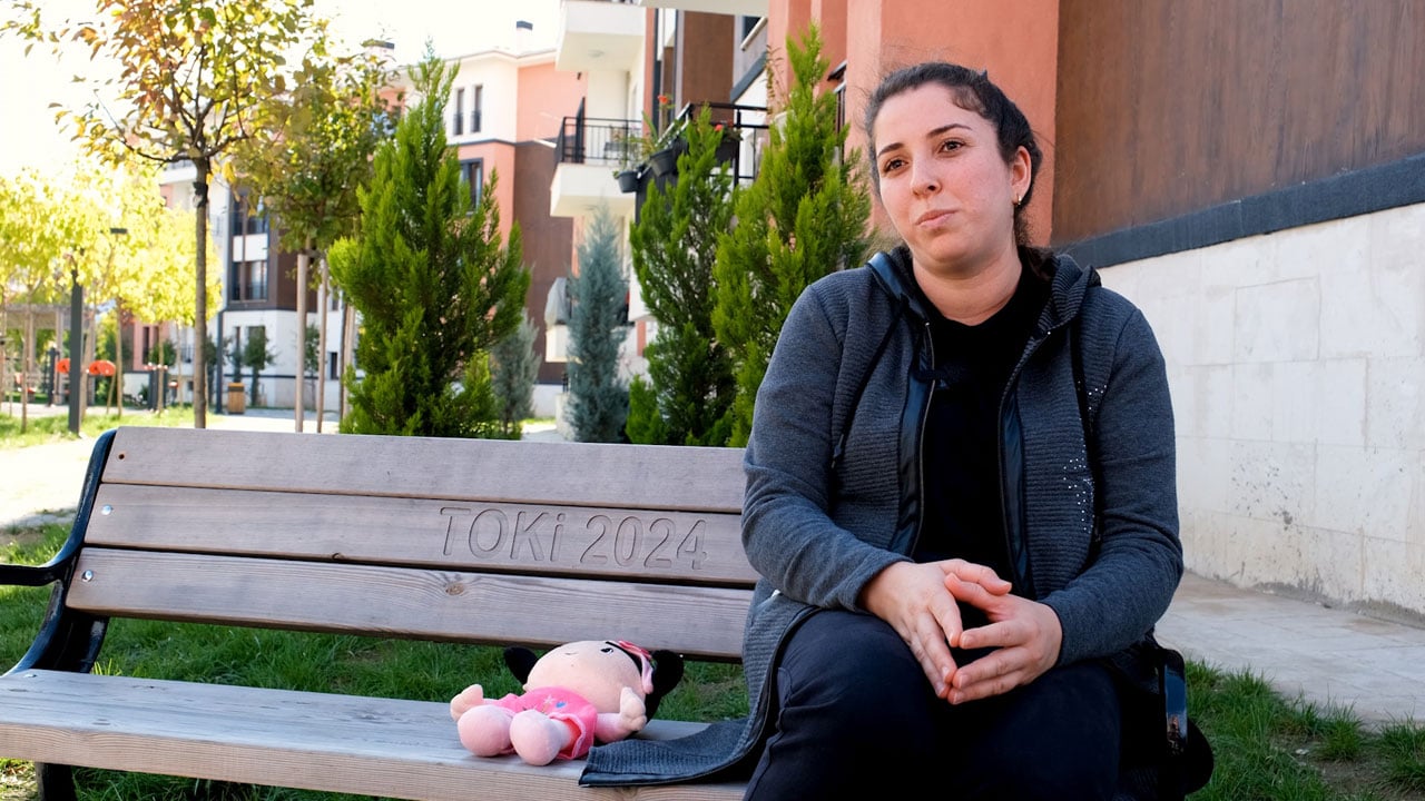 Foto - Mutlu ailenin fotoğrafı! TOKi’den ev sahibi oldular Bakan Kurum paylaştı