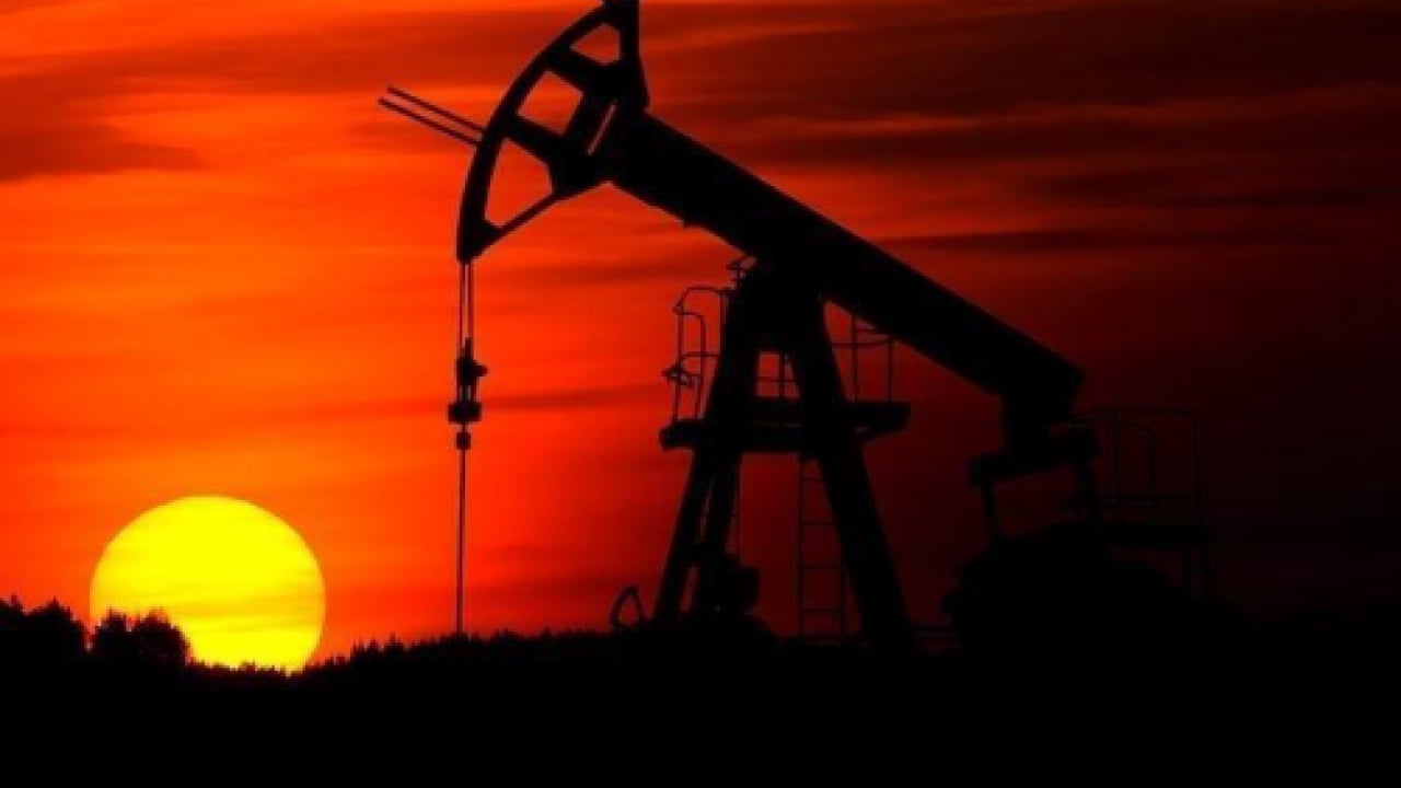 Foto - Müzakere iddiaları petrol fiyatlarını geri çekti: Brent 100 doların altına geriledi! 