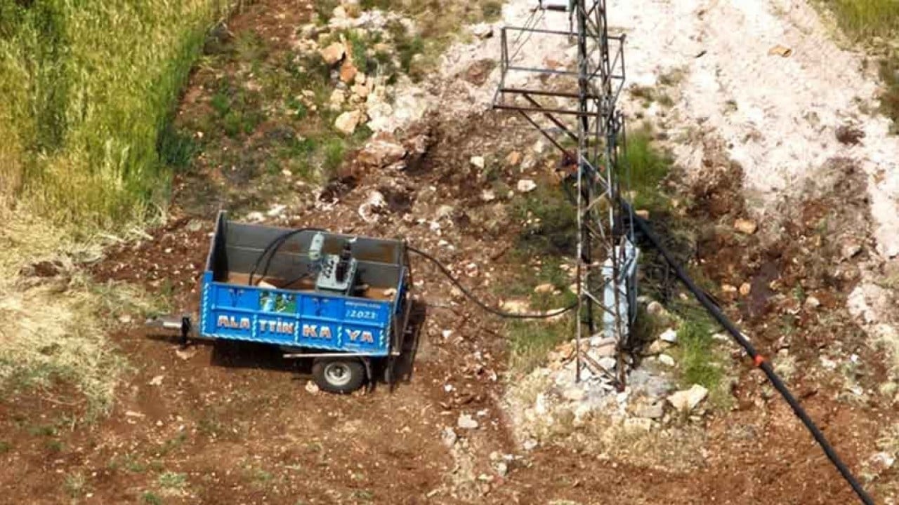 Foto - Namuslu vatandaşlar tasarruf yapmanın yollarını ararken kaçak elektrik kullananlardan büyük arsızlık