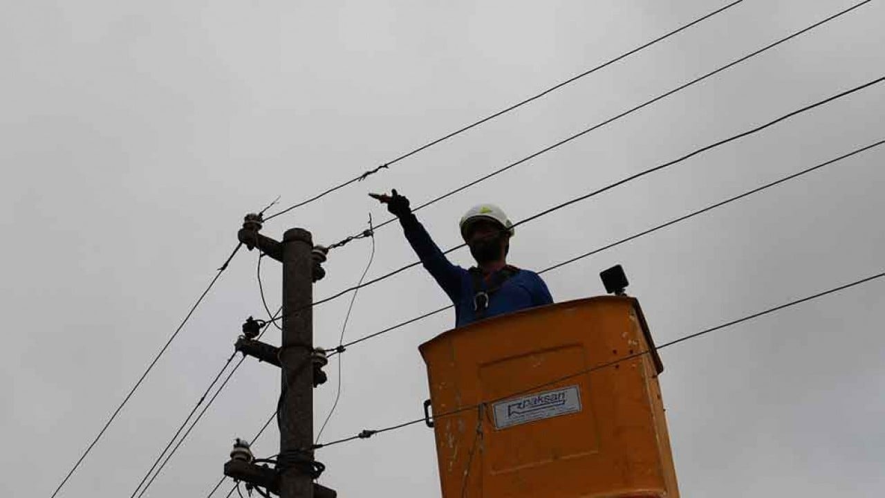 Foto - Namuslu vatandaşlar tasarruf yapmanın yollarını ararken kaçak elektrik kullananlardan büyük arsızlık