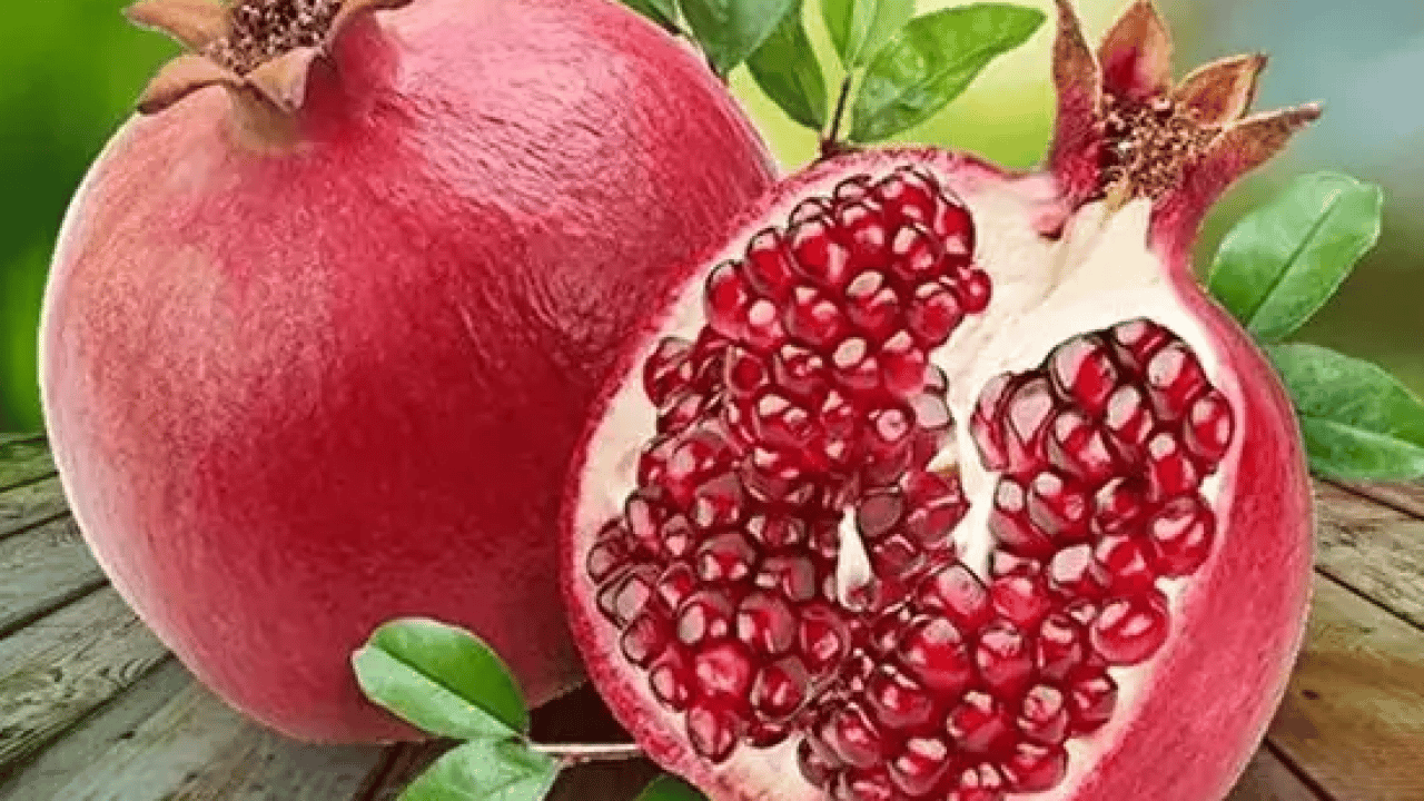 Foto - Nar kalp sağlığını destekleyen en iyi besin! 1 kaşık katmak yetiyor! Nar suyu: Çamaşır suyu gibi temizliyor