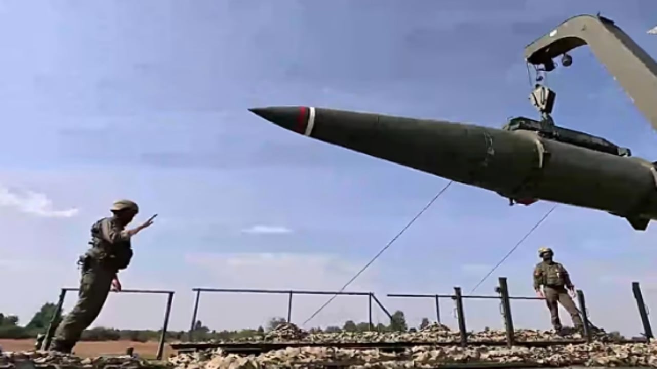 Foto - NATO üyelerinin yüreğini ağzına getiren korkunç hamle!Avrupa’nın sınırına nükleer füzeleri dizdiler 