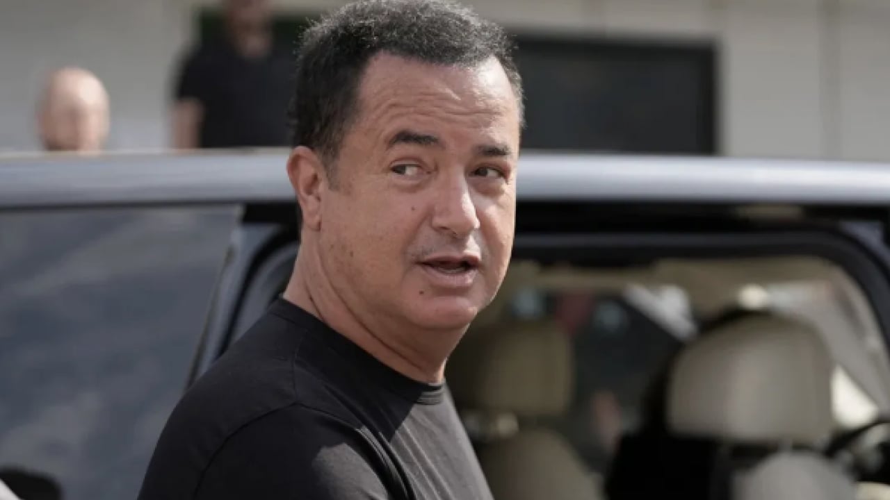 Ne anladık bu işten Acun Bey! Fenerbahçe asbaşkanlığı döneminde de mangalda kül bırakmamıştınız...