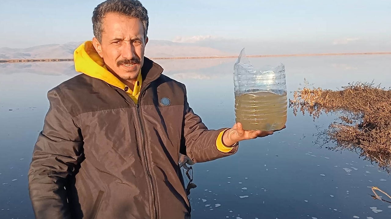 Foto - Ne balık kaldı ne kurbağa! Eber Gölü’nde hayat bitti