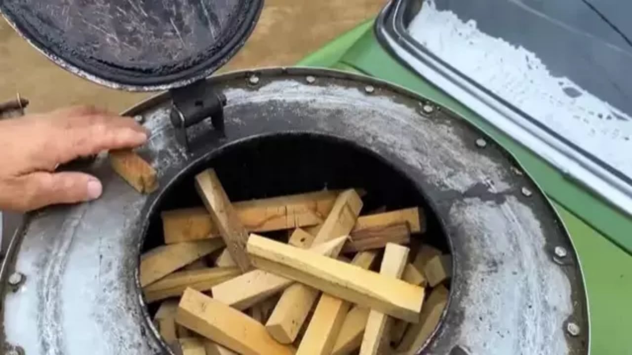 Foto - Ne benzin ne gaz ne de elektrik! Yarım asırdır trafikte olan bu aracın yakıtı bambaşka