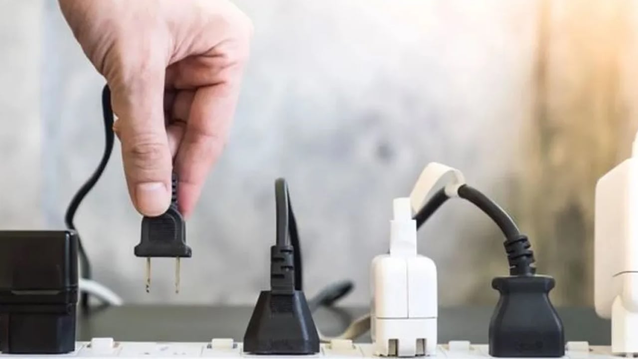 Foto - Ne buzdolabı ne çamaşır makinesi ne şarj cihazları! Bakın şimşekli havada hangi alet risk: Asılsız değil diyerek açıkladı!