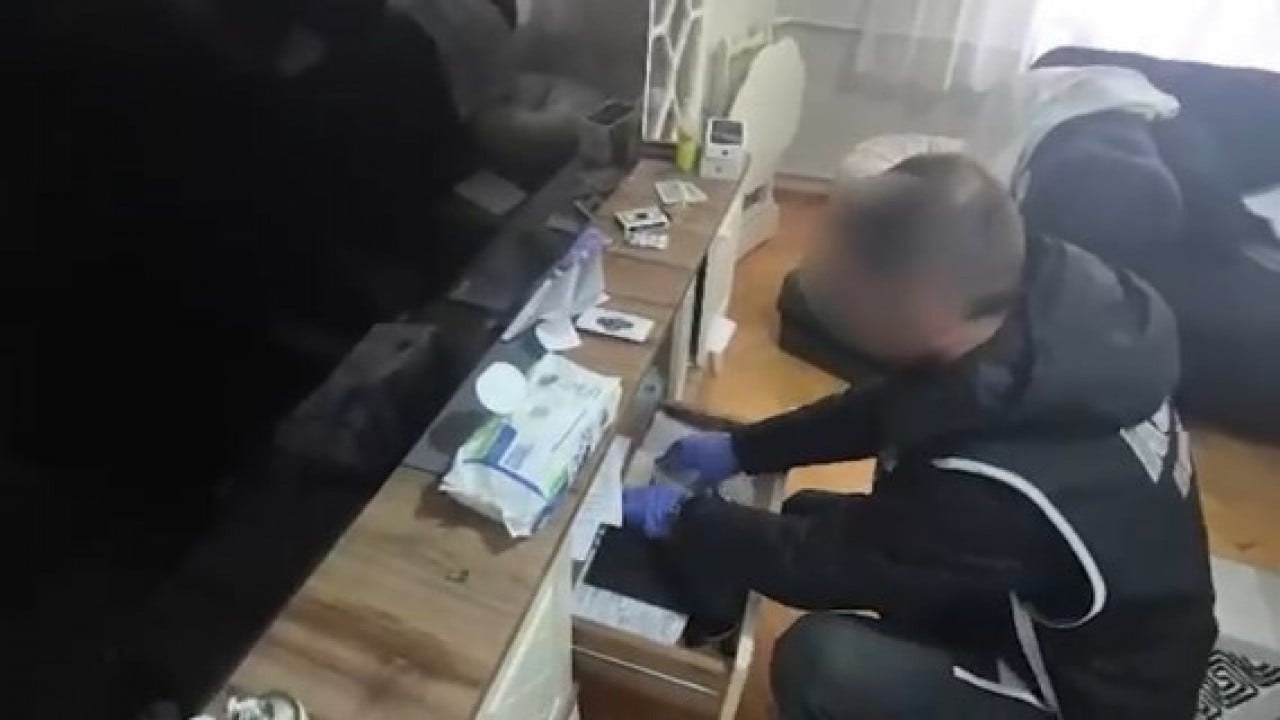 Foto - Ne haldeydiler ne hale düştüler! Kumar ve uçkur düşkünlüğünde ibretlik ders