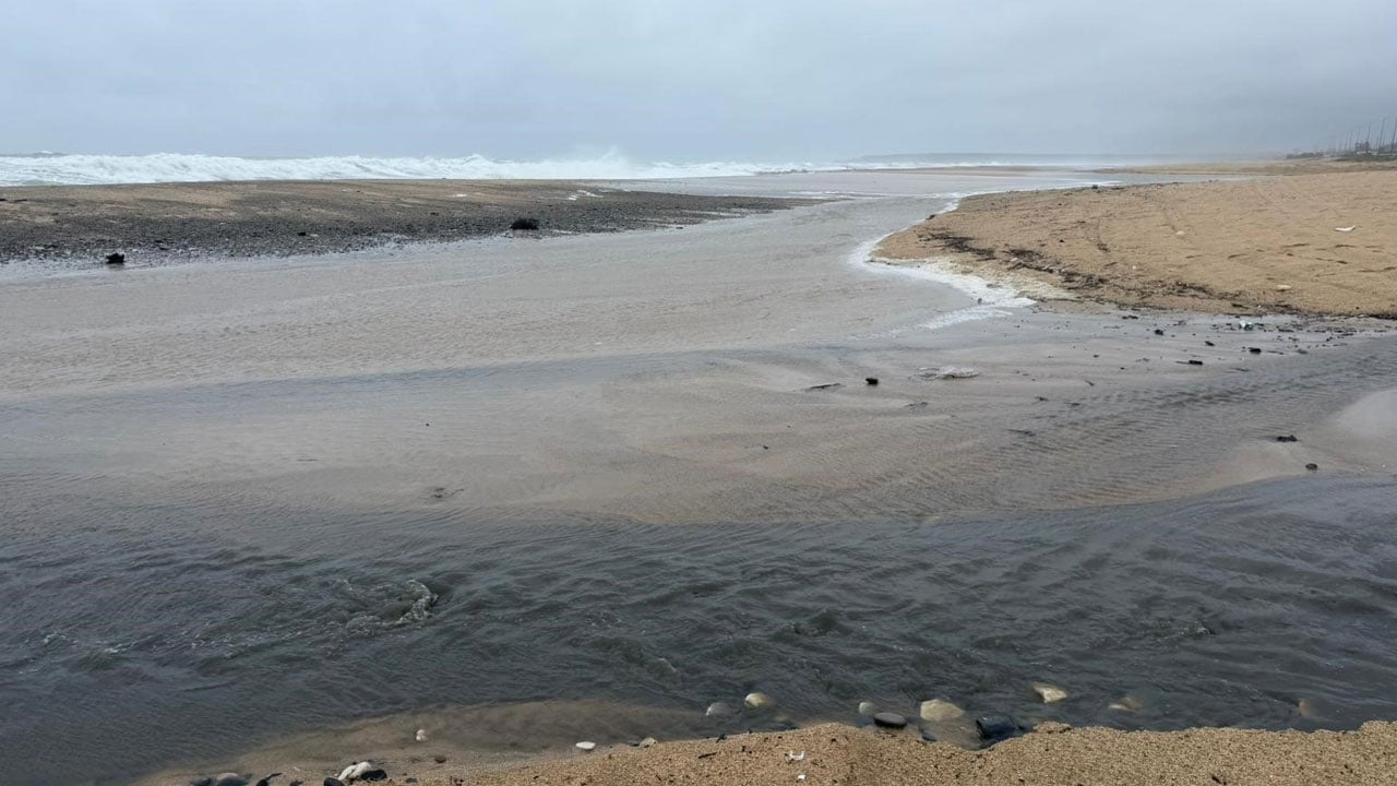 Foto - Ne insan, ne çevre, ne deniz, ne sahiller umurlarında! İSKİ İstanbul’u göz göre göre katlediyor