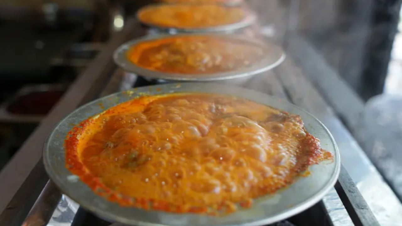 Ne kabep ne de baklava: Turistler onu yemek için sıraya girdi!