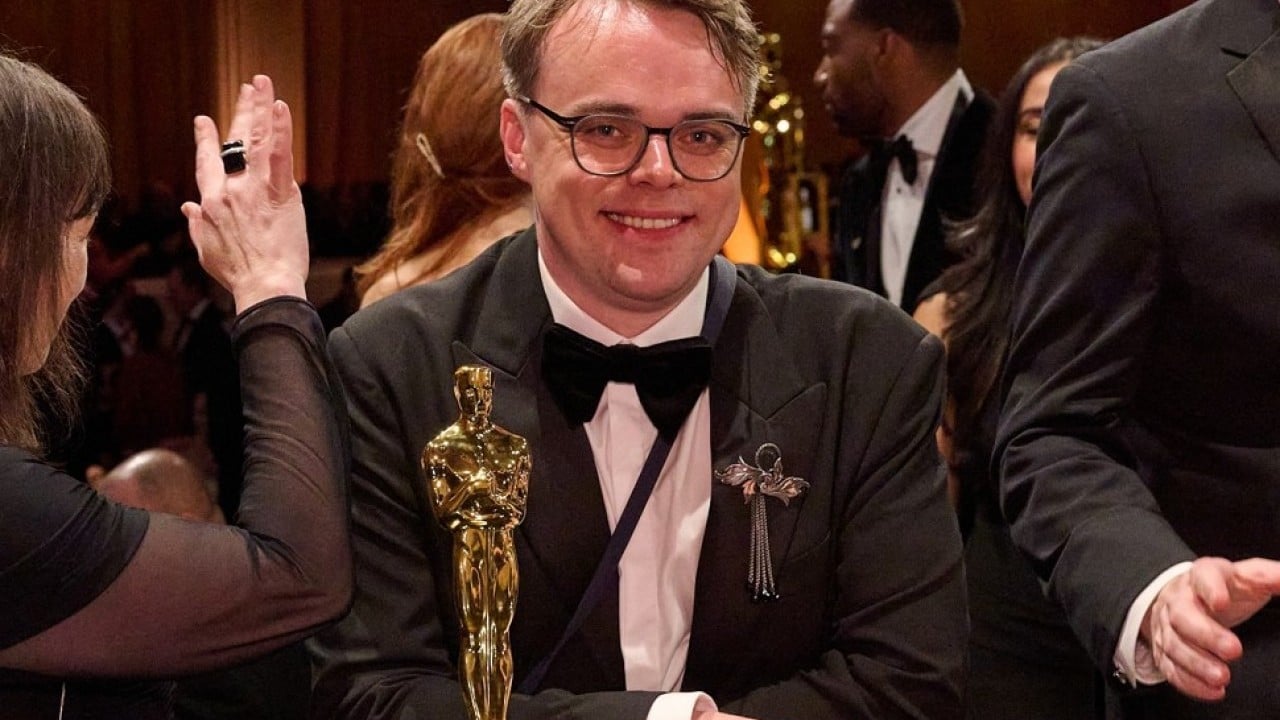 Foto - Ne olduysa havalimanında oldu! Ünlü yönetmenin Oscar ödülü kayboldu 