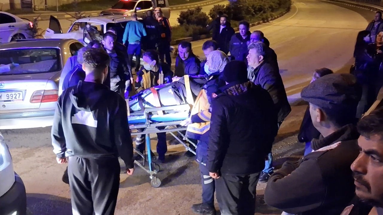 Foto - Ne şişede durduğu gibi duruyor ne de midede! Sekülerlerin milli içeceği bu kez çocukları vurdu
