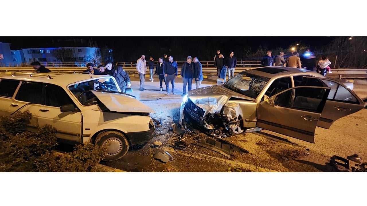 Foto - Ne şişede durduğu gibi duruyor ne de midede! Sekülerlerin milli içeceği bu kez çocukları vurdu