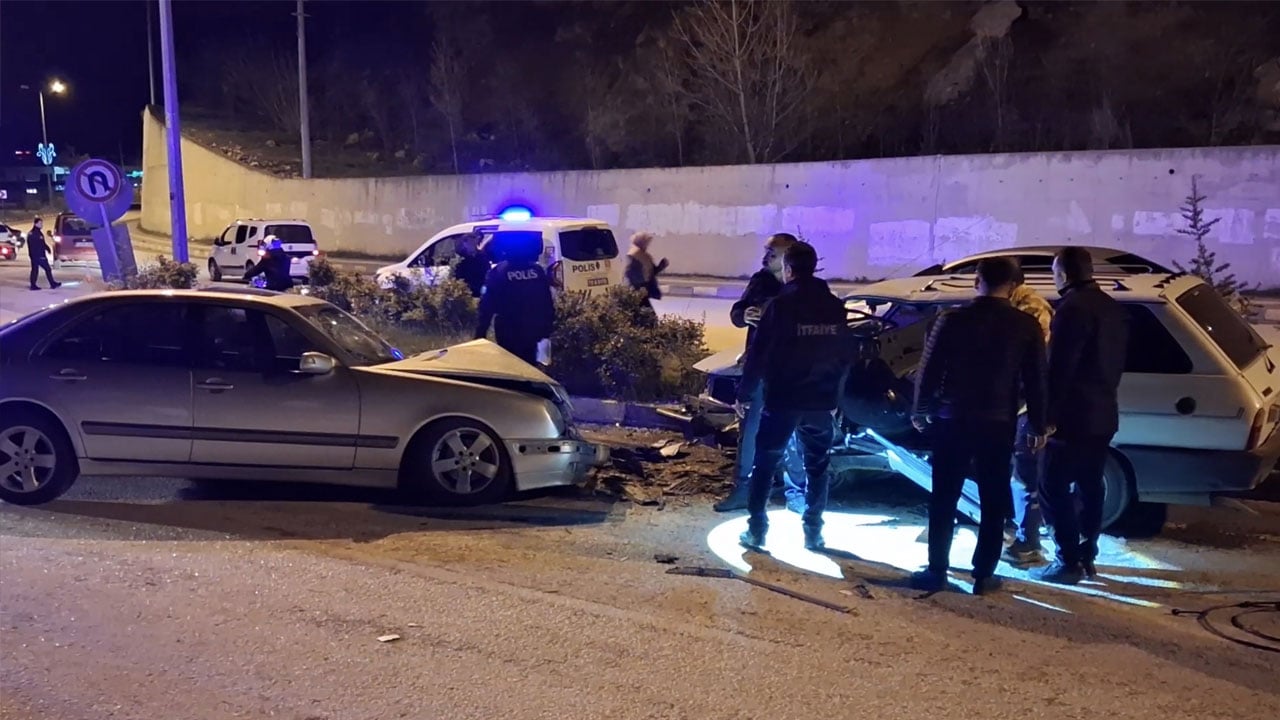 Foto - Ne şişede durduğu gibi duruyor ne de midede! Sekülerlerin milli içeceği bu kez çocukları vurdu