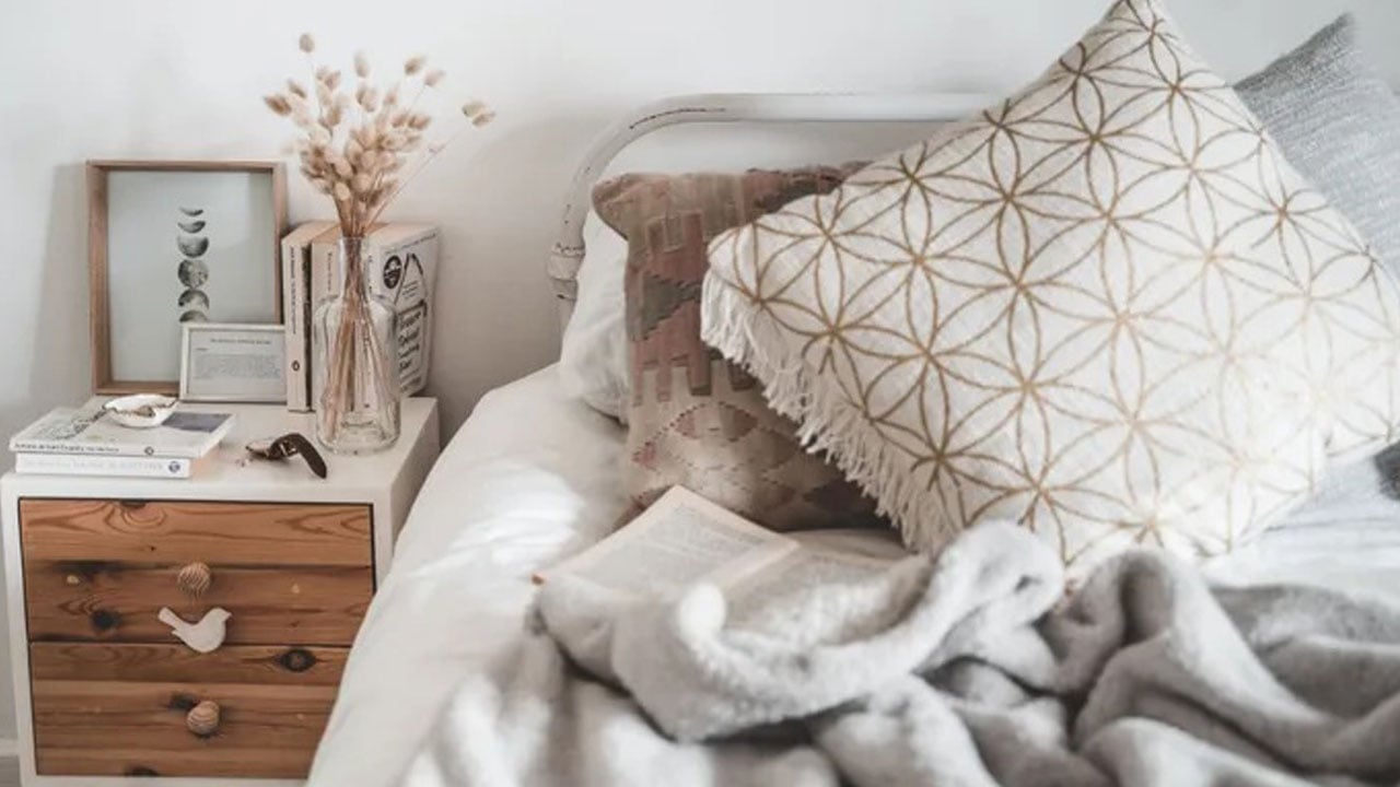 Foto - Ne yapsanız da temizlenmiyor mu? İşte sararan yatakları pırıl pırıl yapacak o yöntem