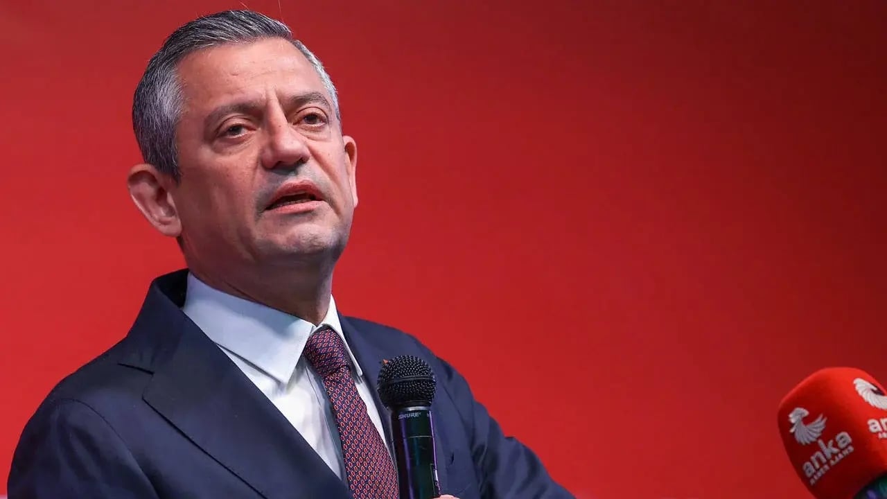 Foto - Nedim Şener, Özgür Özel’i rezil kepaze etti! Bir daha insan içine çıkamaz artık 