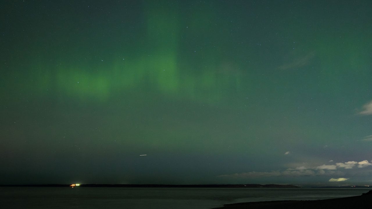Foto - Nefes kesen görüntü! Anchorage semalarında kuzey ışıkları dans etti