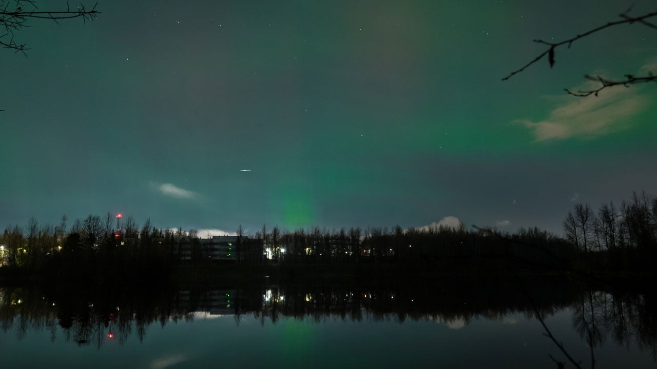 Foto - Nefes kesen görüntü! Anchorage semalarında kuzey ışıkları dans etti