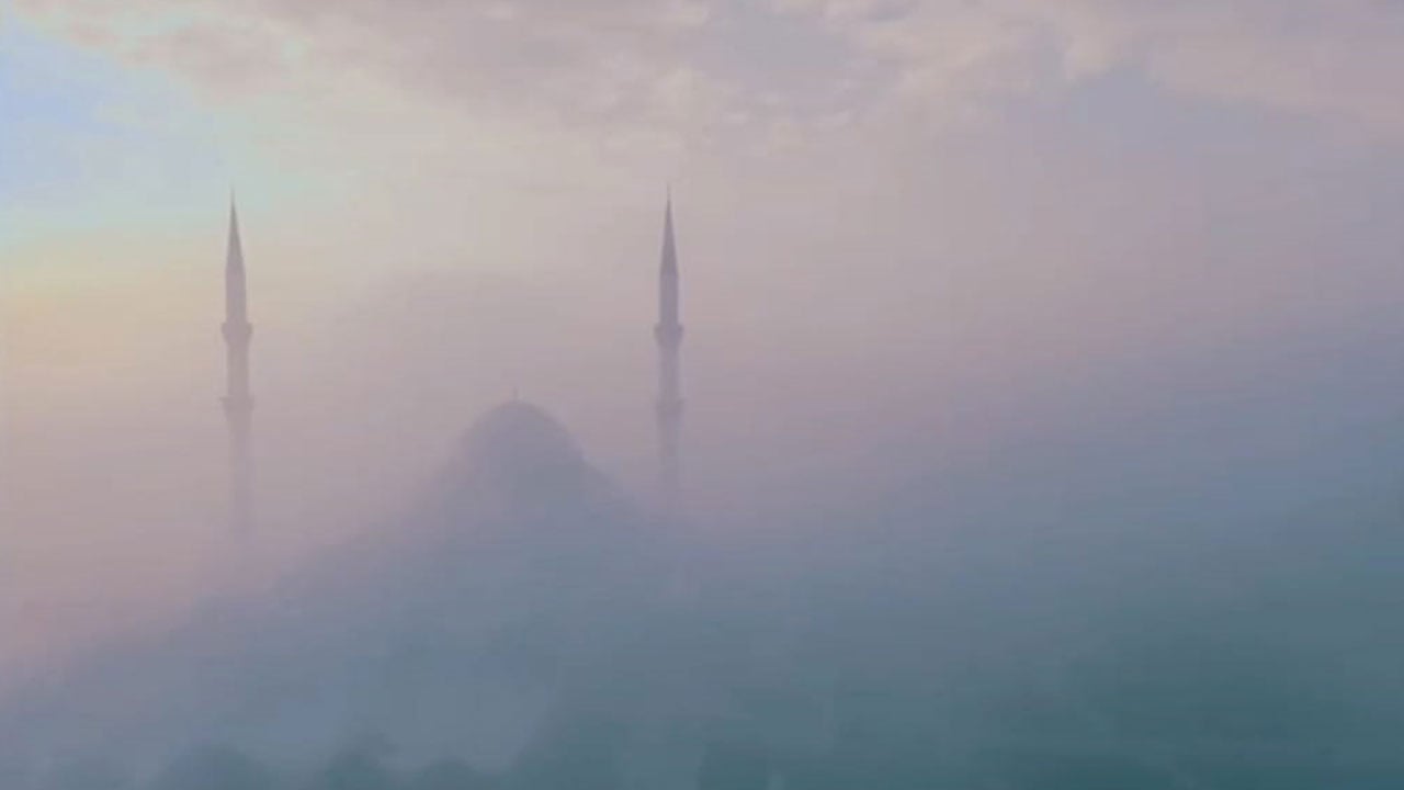 Foto - Nefes kesen manzara! Sis denizi kampüsü yuttu