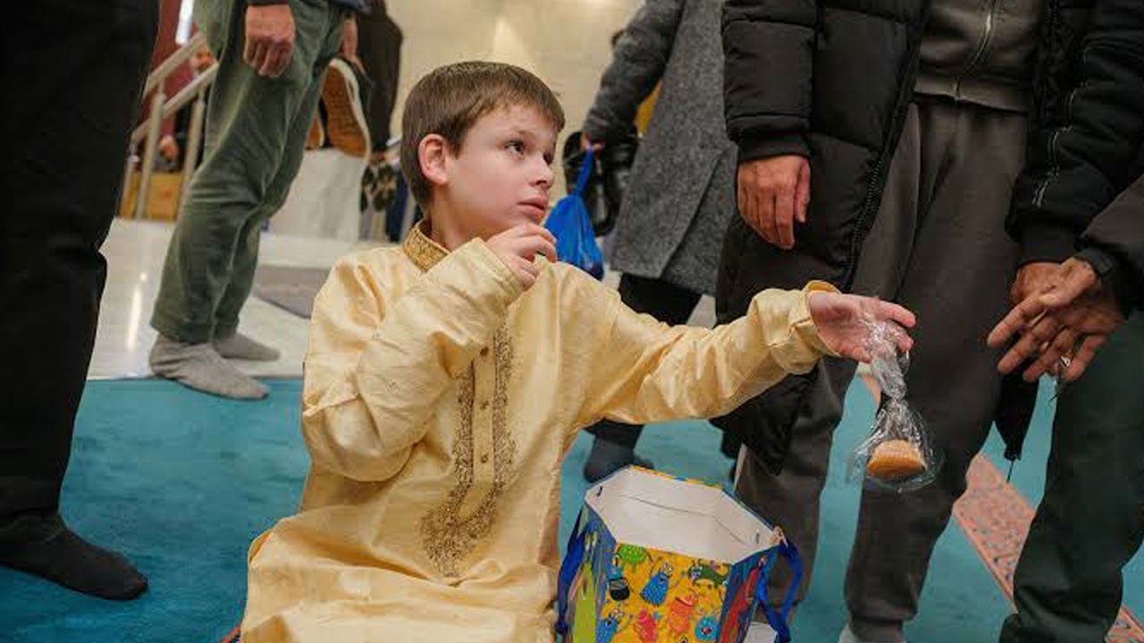 Foto - 'Nefret Etme, Kek Yap' diyerek gönüllere girmişti! Cumhurbaşkanı Erdoğan 12 yaşındaki İngiliz Joshua Harris’i kabul etti