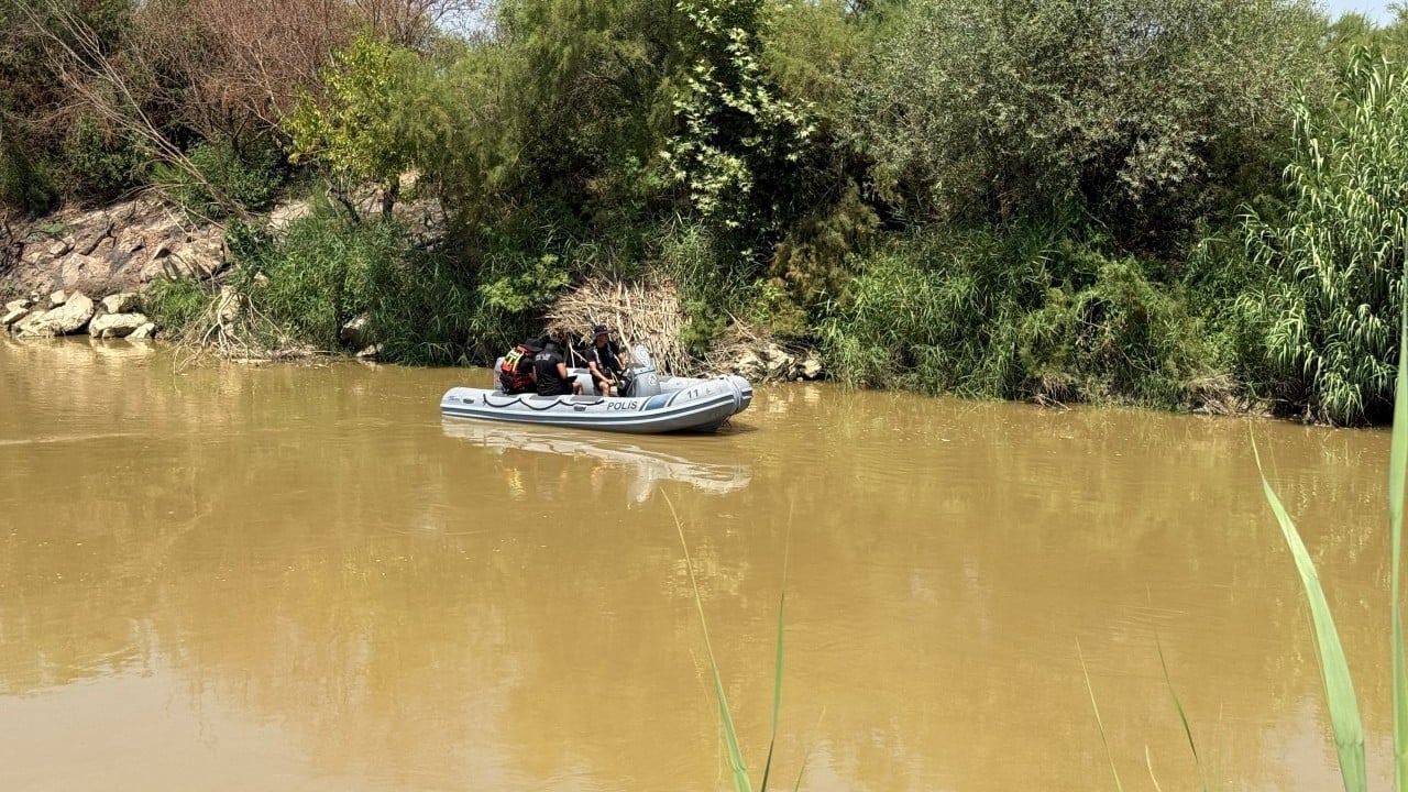 Foto - Nehirde kaybolan çocuklar için seferber oldular