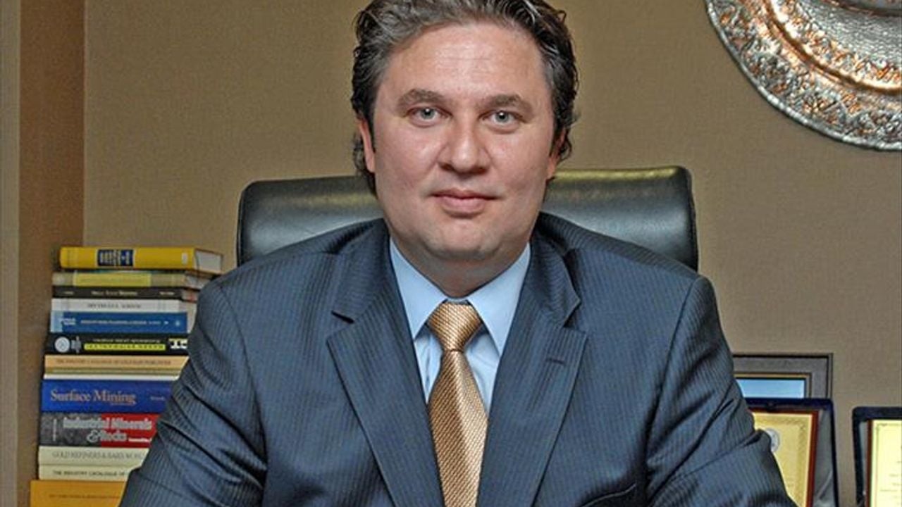 Foto - Neler dönmüş neler... Ünlü iş adamının halasının evinde 500 kilo altın yakalandı! Kilerde bulundu, "miras" dediler