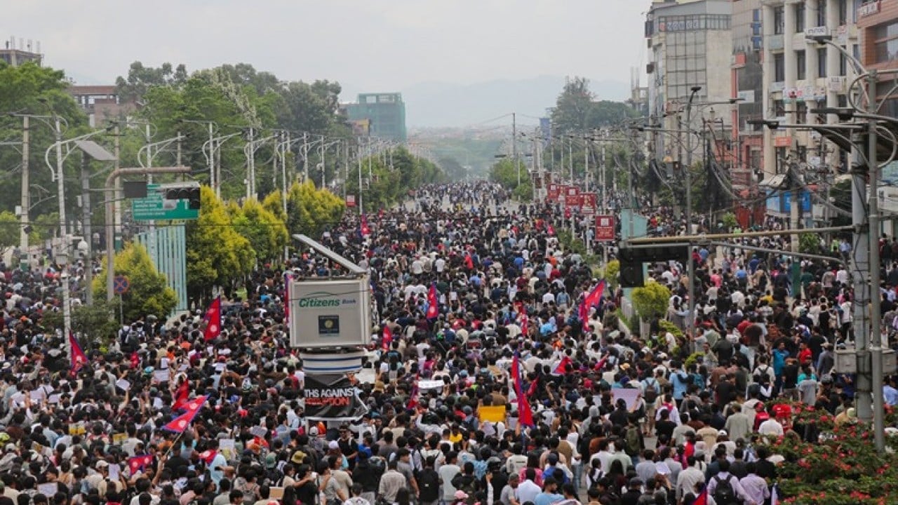 Foto - Nepal’de genel seçimler için geri sayım başladı! Eski rap şarkıcısı başbakan adayı oldu
