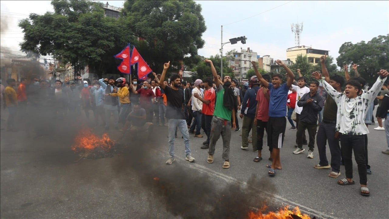 Foto - Nepal’de genel seçimler için geri sayım başladı! Eski rap şarkıcısı başbakan adayı oldu