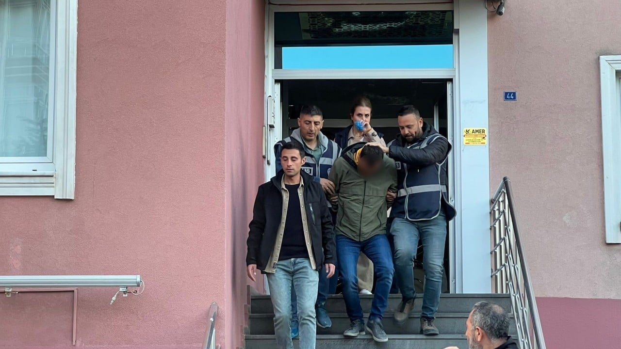 Foto - Nerede sakladıkları ortaya çıktı: Ağır hasarlı araçlar üzerinden ‘Change’ oyunu