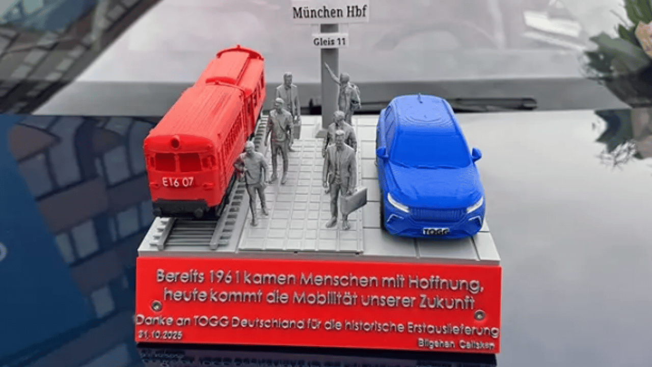 Foto - Nereden nereye! 1961’de babam gidiyordu şimdi TOGG