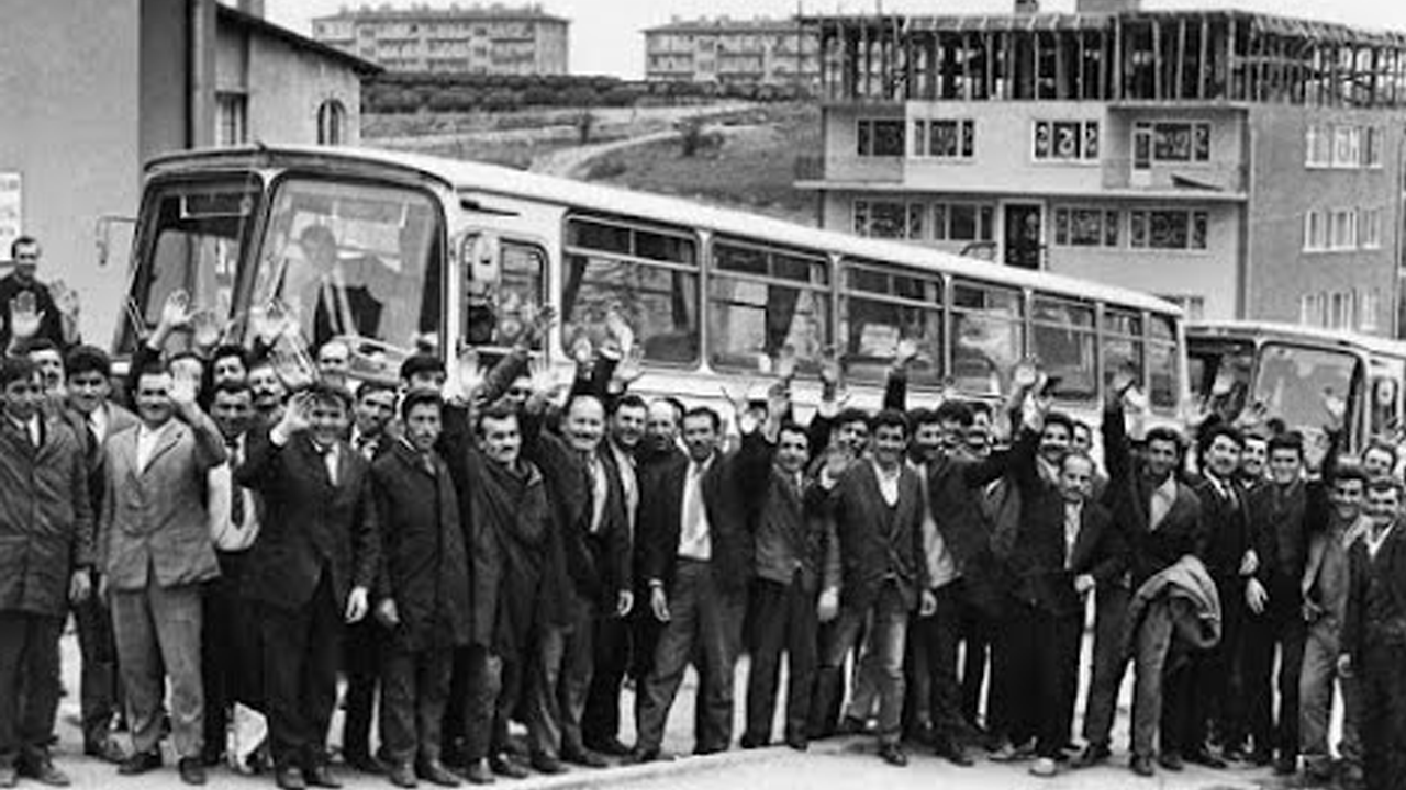 Foto - Nereden nereye! 1961’de babam gidiyordu şimdi TOGG