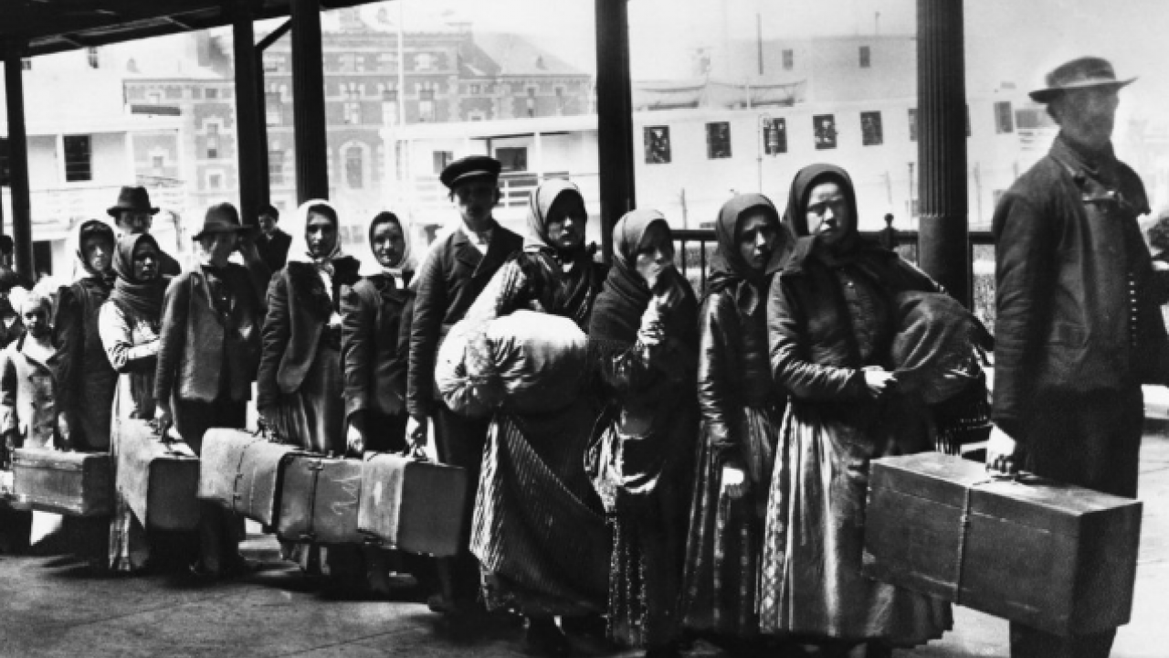 Foto - Nereden nereye! 1961’de babam gidiyordu şimdi TOGG