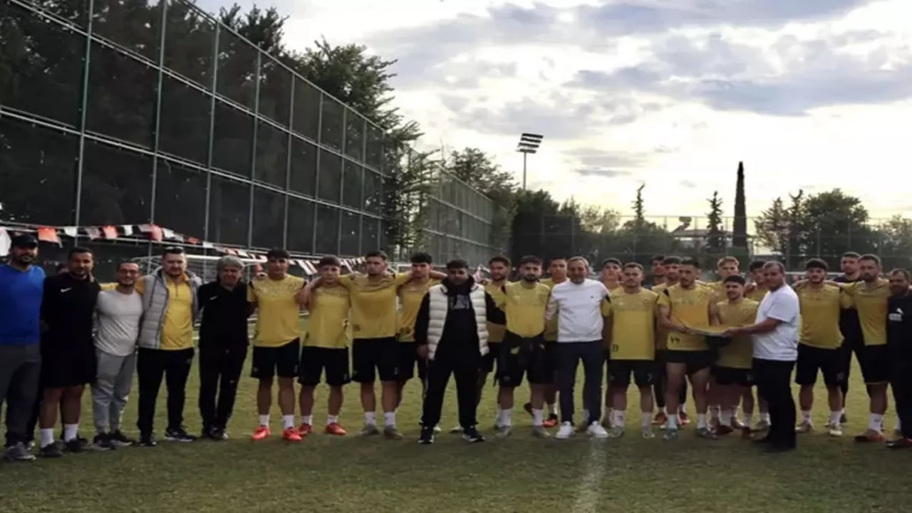 Foto - Nereden nereye! Bir zamanlar Süper Lig’i sallayan takım futbolcu bulamadı, maça çıkmıyor