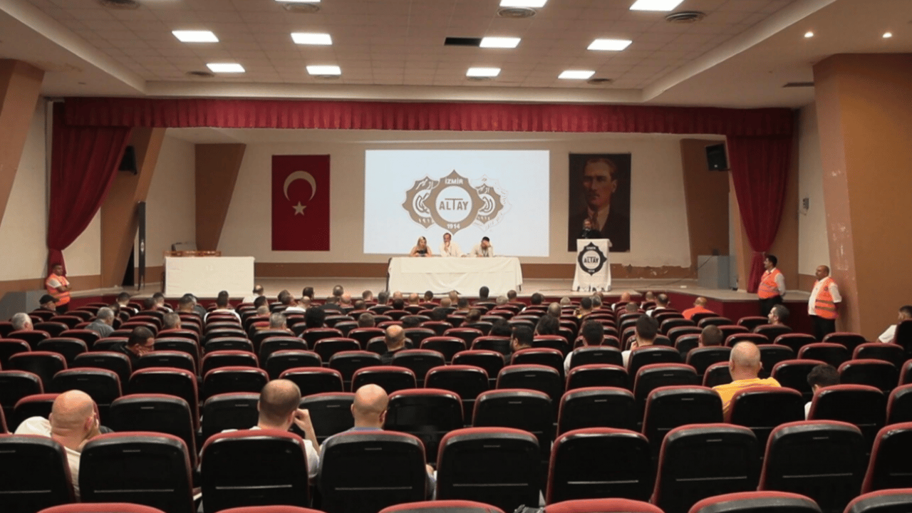 Foto - Nereden nereye! Köklü kulüp Altay'ın içler acısı hali!