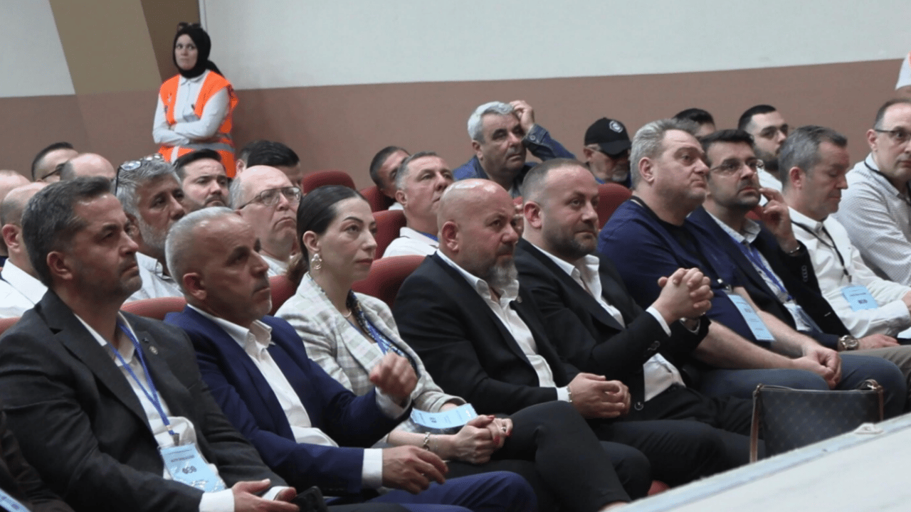 Foto - Nereden nereye! Köklü kulüp Altay'ın içler acısı hali!