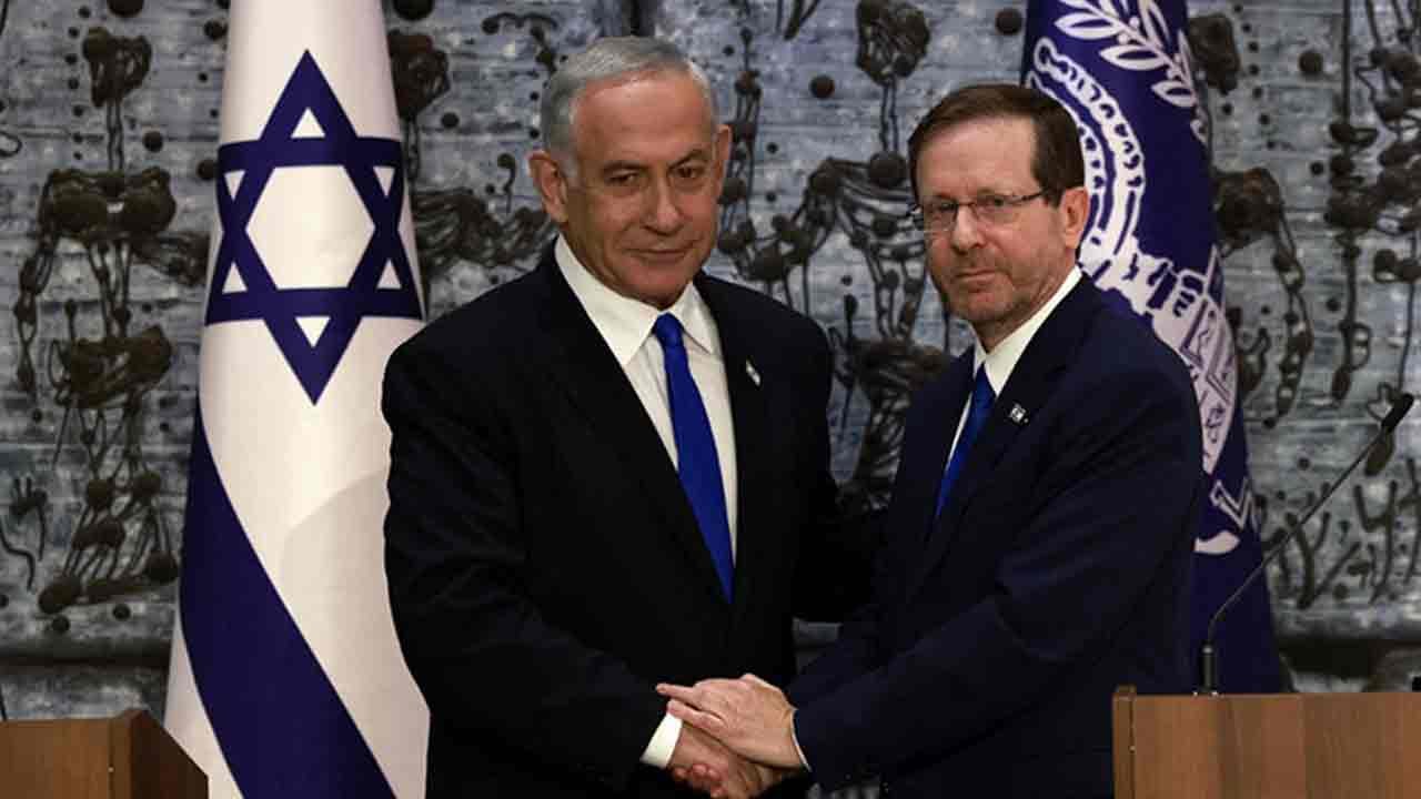 Foto - Netanyahu iblisini kurtarmak için yırtınıyorlar
