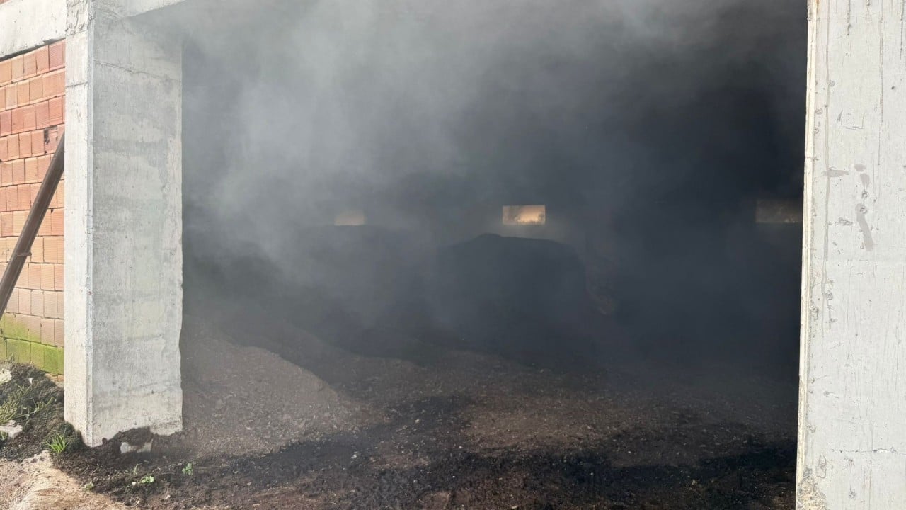 Foto - Neyse ki korkulan olmadı... Çiftlikte korkutan yangın