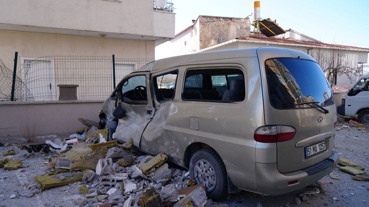 Foto - Niğde'deki patlamanın boyutu gün ağarınca ortaya çıktı: İran füzesi sandık