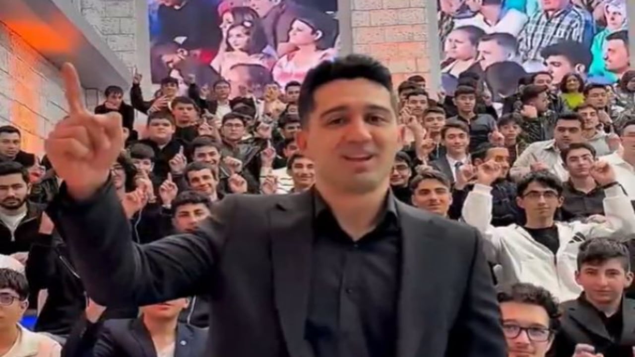 Foto - Nihat Hatipoğlu’nun ilahiyatçı oğlundan sürpriz karar